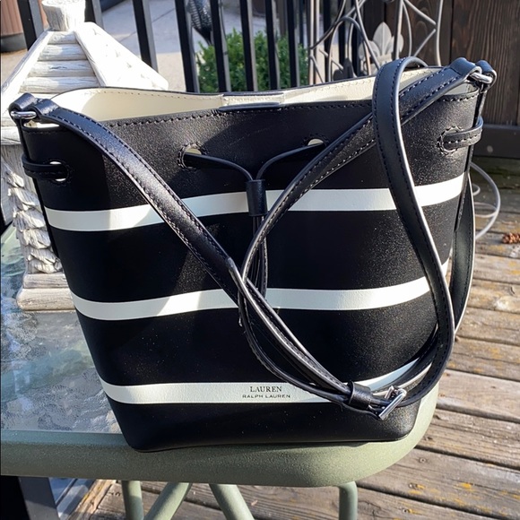 🍂 LAUREN RALPH LAUREN BUCKET CROSSBODY BAG 🍂 - Picture 2 of 11